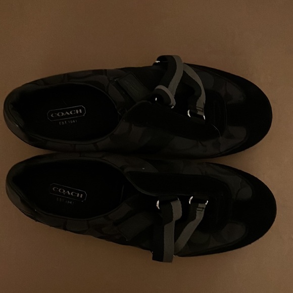 Adorable Coach sneakers! - Picture 2 of 4